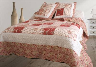 Couvre-lit boutis + 2 taies<BR>230x250<BR>Patchwork rouge