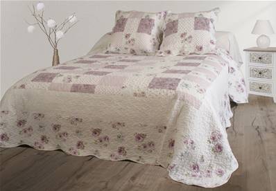 Couvre-lit boutis + 2 taies<BR>230x250<BR>Fleurs parme